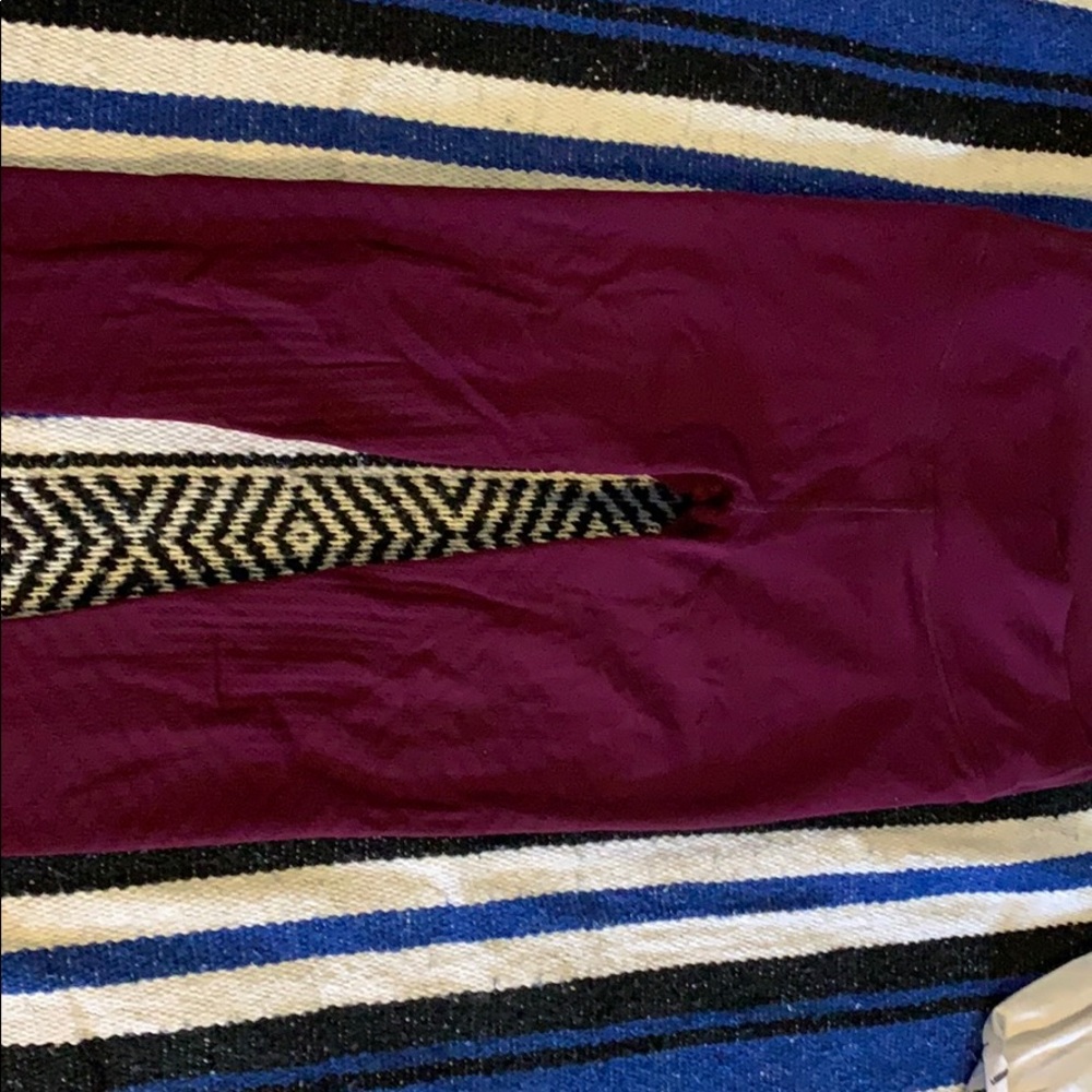 I am selling maroon lululemon leggings!